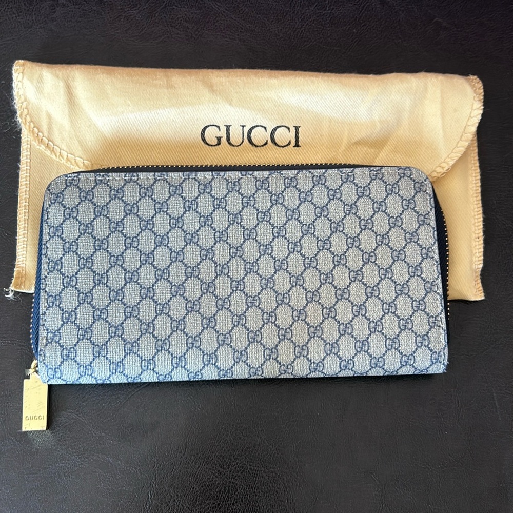 Vintage Gucci Wallet